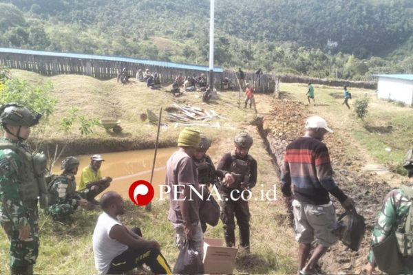 Prajurit di Tengah Masyarakat: Karya Bhakti Satgas TNI Bangun Harapan di Distrik Ibele