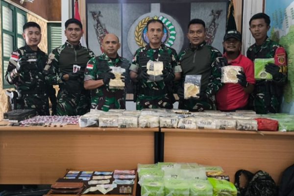 TNI Gagalkan Penyelundupan 63 Kg Sabu di Perbatasan Kalimantan Barat