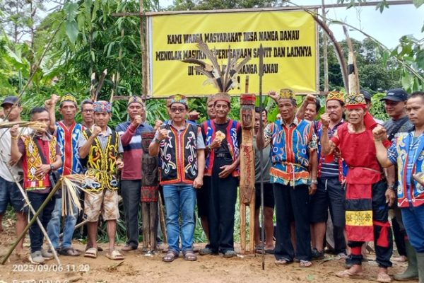 Warga Desa Nanga Danau Tolak Masuknya Perusahaan Sawit